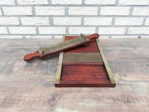 Antieke pillenplank / pillen maker, Antiek en Kunst, Antiek | Gereedschap en Instrumenten, Ophalen of Verzenden