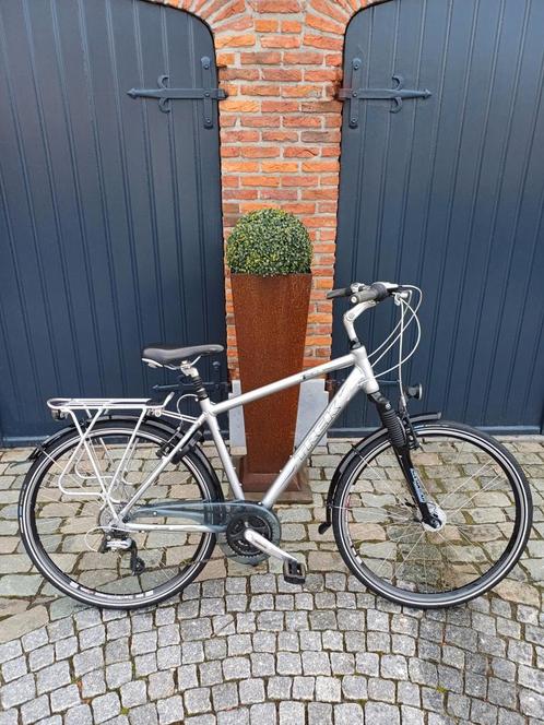 HERENFIETS  - TREK  T80  ( NIEUW  ), Fietsen en Brommers, Fietsen | Heren | Herenfietsen, Zo goed als nieuw, Versnellingen, Ophalen