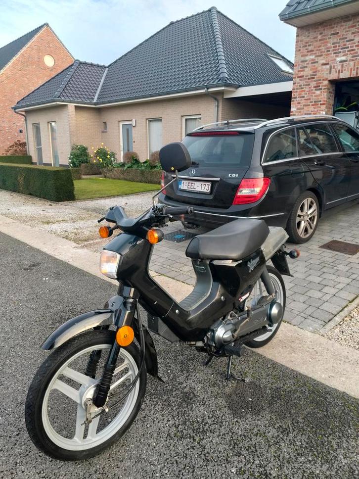 Honda wallaroo b klasse, Fietsen en Brommers, Brommers | Peugeot, Gebruikt, Overige modellen, Klasse B (45 km/u), Ophalen
