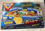 Monster Jam arena, Enfants & Bébés, Jouets | Circuits, Enlèvement, Comme neuf, À monter soi-même