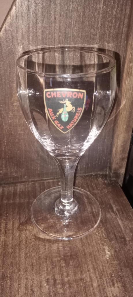 Bronwater oud glas Chevron, Verzamelen, Merken en Reclamevoorwerpen, Gebruikt, Gebruiksvoorwerp, Ophalen of Verzenden