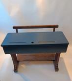 Antieke houten schoolbank, lessenaar, bureau voor kinderen, Ophalen of Verzenden, Bureau