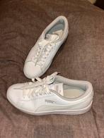 Puma sneakers maat 37, Kinderen en Baby's, Kinderkleding | Schoenen en Sokken, Meisje, Sportschoenen, Puma, Ophalen of Verzenden