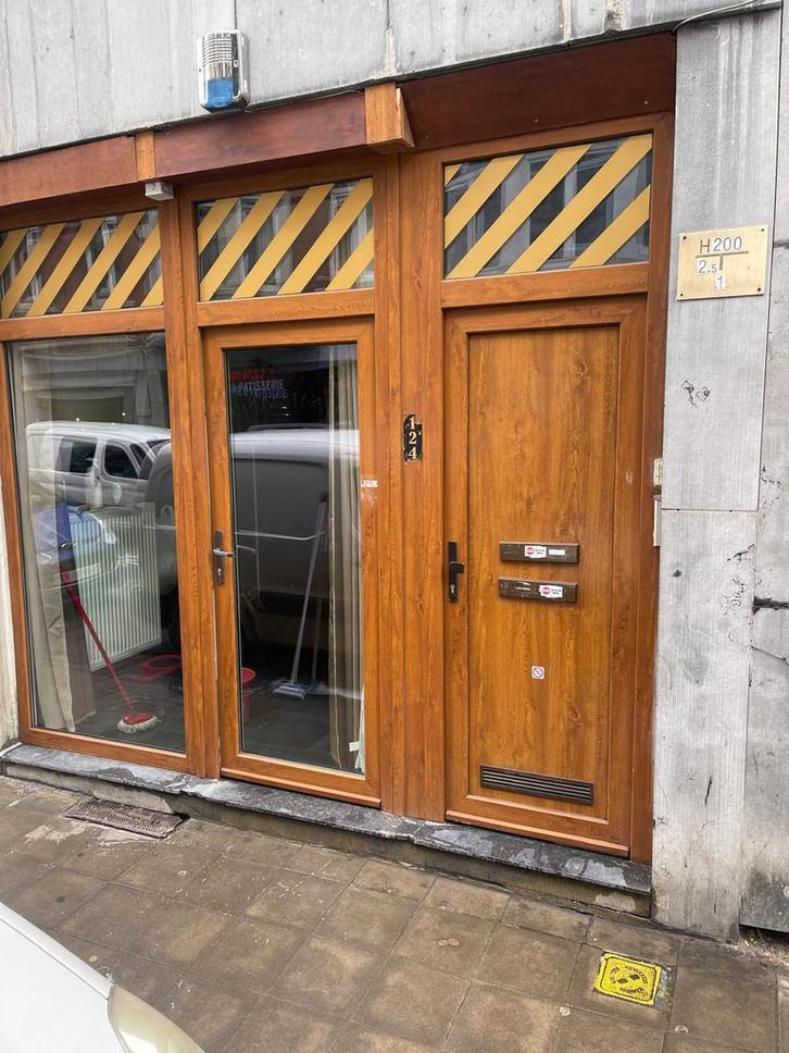 Bedrijf verhuurd, Immo, Appartementen en Studio's te huur, Luik (stad)