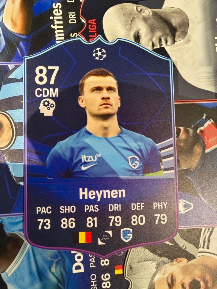 Voetbalkaartje (37cmx25cm) - Bryan Heynen / KRC Genk, Verzamelen, Sportartikelen en Voetbal, Zo goed als nieuw, Poster, Plaatje of Sticker