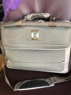 Cartable Delsey, Bijoux, Sacs & Beauté, Sacs | Cartables, Enlèvement, Utilisé