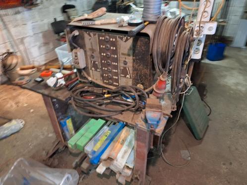 Baguetten laspost met veel elektrodes, Doe-het-zelf en Bouw, Gereedschap | Lasapparaten, Zo goed als nieuw, Elektroden, Ophalen