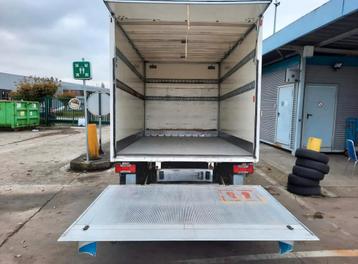Verhuis Auto Te Huur | Ladderlift Service & Verhuizers huren beschikbaar voor biedingen