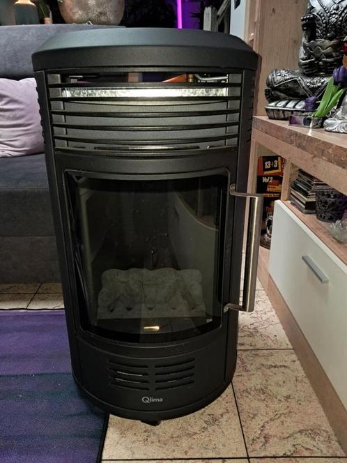 Feu d'appoint au gaz Qlima, Huis en Inrichting, Kachels, Zo goed als nieuw, Gas