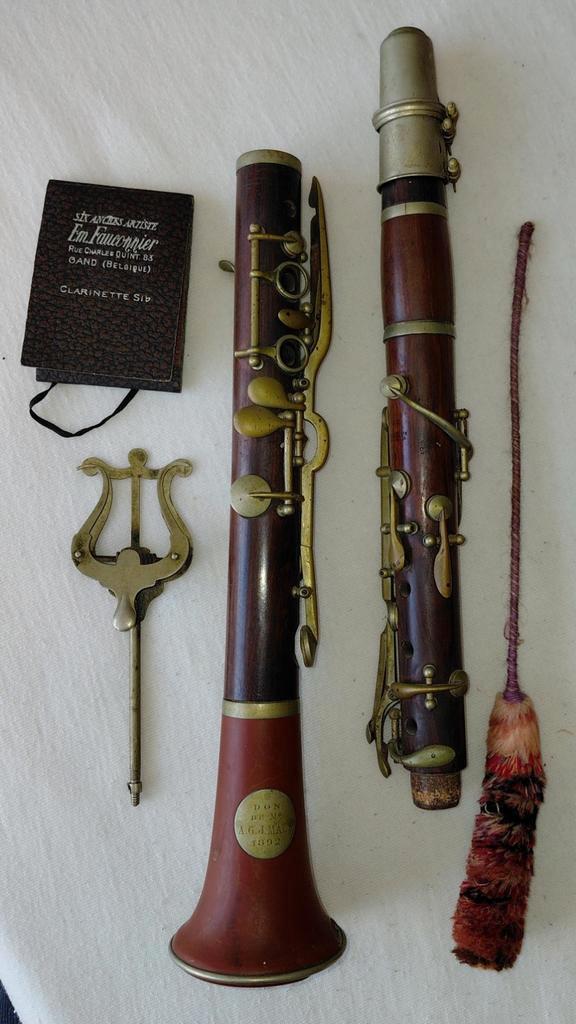 Antieken klarinet van C.Mahillon in koffer, cc 1890., Muziek en Instrumenten, Blaasinstrumenten | Klarinetten, Gebruikt, Met koffer