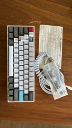 Mini keyboard (60%), Computers en Software, Ophalen of Verzenden, Zo goed als nieuw