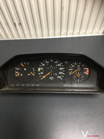 Mercedes W124  2.3  Benzine 5 bak  1991     124 542 7206  Km beschikbaar voor biedingen