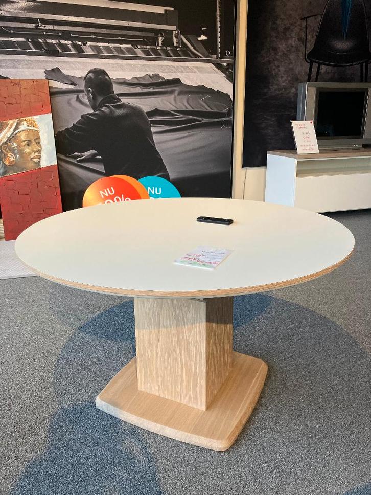 salontafel, Huis en Inrichting, Tafels | Salontafels, Nieuw, 50 tot 75 cm, Rond, Eikenhout, Ophalen