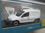 Minichamps Opel Combo Kastenwagen weiß 1:43, Comme neuf, MiniChamps, Voiture, Enlèvement ou Envoi