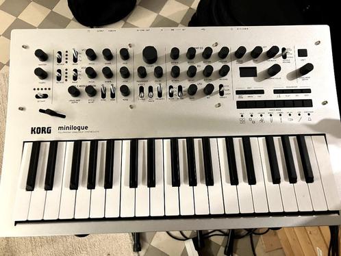 Synthétiseur Korg Minilogue, Muziek en Instrumenten, Synthesizers, Gebruikt, Overige aantallen, Korg, Ophalen