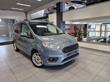 Ford Tourneo Courier TITANIUM BENZINE (bj 2019) beschikbaar voor biedingen