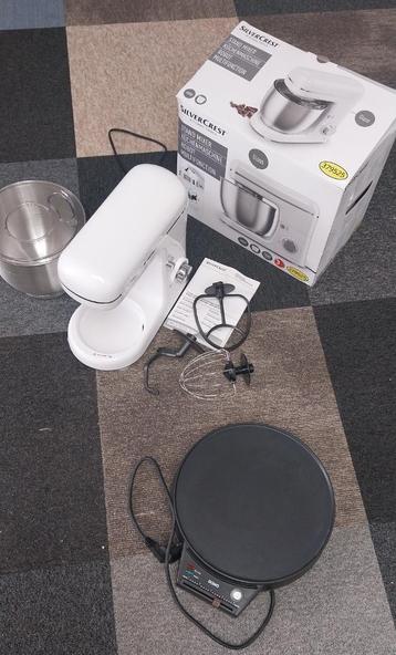 Keukenrobot en pannekoekenmaker  beschikbaar voor biedingen