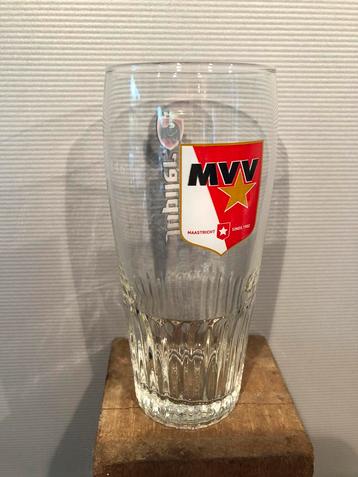 JUPILER verzamelglas dubbeldruk MVV beschikbaar voor biedingen
