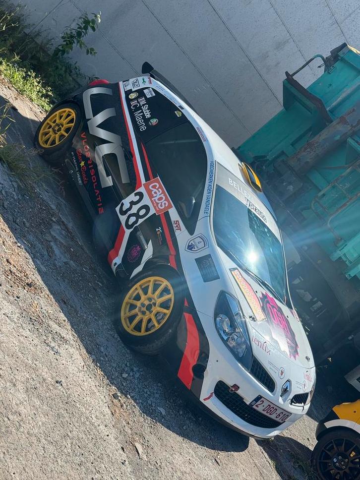 Renault Clio R3 - 3RS, Auto's, Renault, Particulier, Clio, Benzine, 3 deurs, Handgeschakeld, Wit, Ophalen