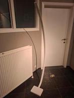 Gebogen vloerlamp, mat wit, Huis en Inrichting, Ophalen, Zo goed als nieuw
