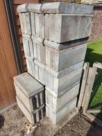 Lot van 68 betonnen boordstenen, Doe-het-zelf en Bouw, Metselstenen, Ophalen, Zo goed als nieuw