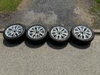 17-inch Alfa Romeo Giulietta velgen+banden, Ophalen, 17 inch, Band(en), Zomerbanden