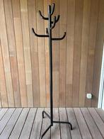 Zwarte staande kapstok – metalen design, Huis en Inrichting, Woonaccessoires | Kapstokken, Ophalen, 100 tot 150 cm, Zo goed als nieuw