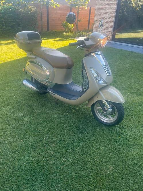 Razzo venice b klasse, Fietsen en Brommers, Brommers | Vespa, Zo goed als nieuw, Ophalen of Verzenden