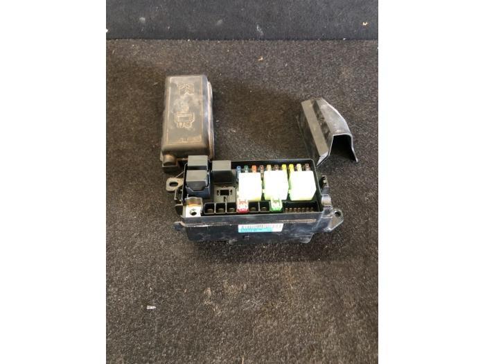 Boîte à fusibles d'un Mini Cooper, Autos : Pièces & Accessoires, Électronique & Câbles, Mini, Utilisé, 3 mois de garantie, Enlèvement ou Envoi