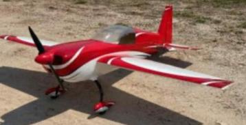 Cherche avion de Voltige 2,6 m, Enlèvement