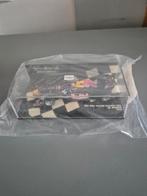 Minichamps 1/43 F1 model Auto Red Bull 2010 M.Webber, Hobby en Vrije tijd, Modelauto's | 1:43, Ophalen of Verzenden, Nieuw, Auto