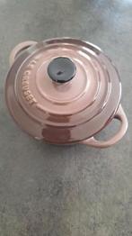 Le creuset potjes grijs 10 cm, Huis en Inrichting, Keuken | Potten en Pannen, Ophalen, Zo goed als nieuw