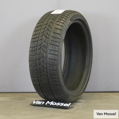 Pirelli Sottozero 3 winterband 225/40/R19, Auto-onderdelen, Banden en Velgen, Band(en), Winterbanden, 19 inch, 225 mm, Personenwagen