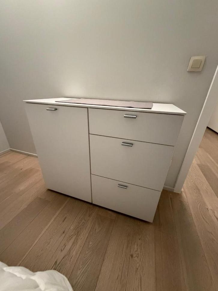 Witte kast met lades en deur, Huis en Inrichting, Kasten | Dressoirs, Met lade(s), Met deur(en), Ophalen