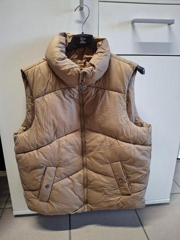 Bodywarmer maat xs zeer goede staat beschikbaar voor biedingen