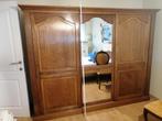 Volwaardig houten kast met spiegel., Huis en Inrichting, Ophalen, Zo goed als nieuw