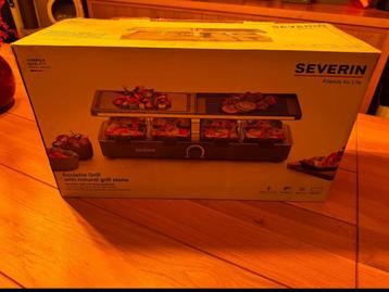 Severin Raclette / Gourmet stel met pannetjes en bak plaat beschikbaar voor biedingen