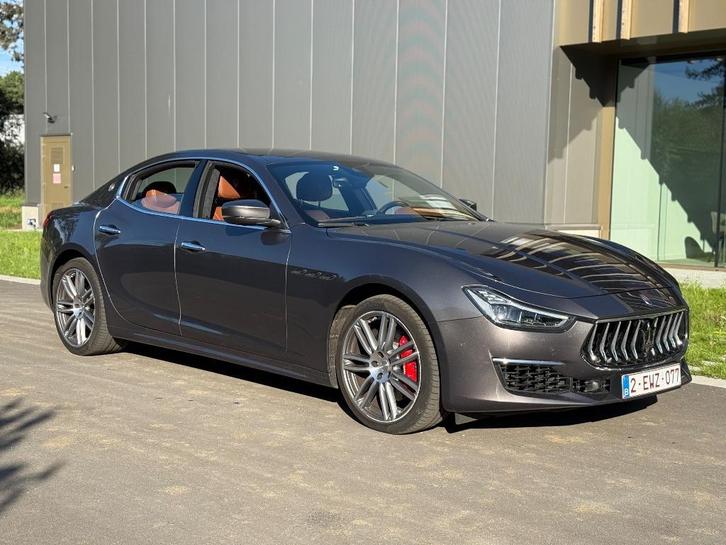 Maserati Ghibli 3.0i 350pk 2018 Particulier Full option, Auto's, Maserati, Bedrijf, Te koop, Ghibli, 360° camera, ABS, Achteruitrijcamera