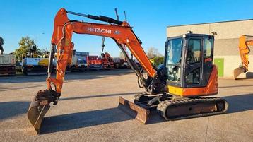 Hitachi ZX65USB-5A CLR (bj 2015) beschikbaar voor biedingen