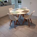 Keukentafel + 4 stoelen in perfecte staat., Tuin en Terras, Ophalen