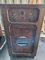 houten jukebox., Ophalen