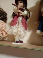 Pop in porselein meisje met viool, Verzamelen, Poppen, Ophalen, Pop