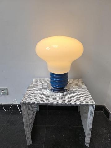 Grand lampe globe vintage 1970 verre et metal beschikbaar voor biedingen