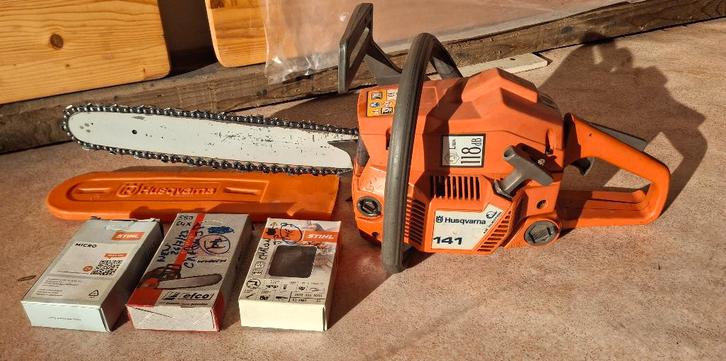 tronçonneuse Husquvarna  141, Tuin en Terras, Hand-tuingereedschap, Gebruikt, Ophalen