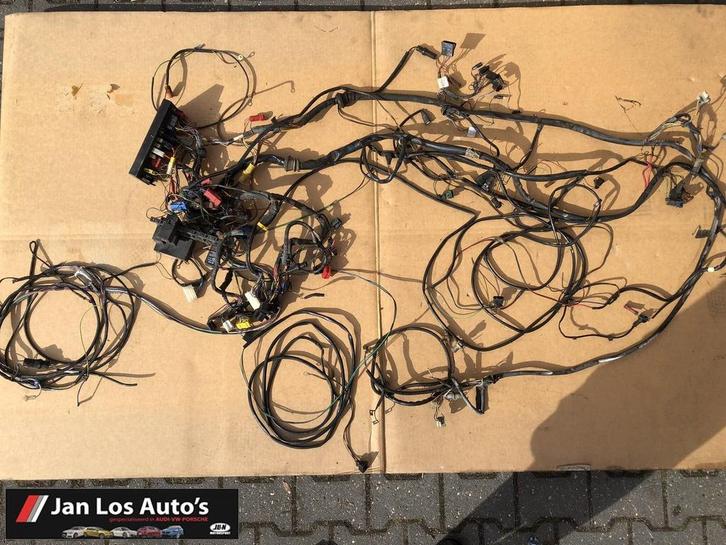 Kabelboom compleet Audi Coupe GT B2, Autos : Pièces & Accessoires, Électronique & Câbles, Audi, Utilisé, Enlèvement ou Envoi