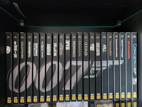Special edition james bond collectie!, CD & DVD, VHS | Film, Comme neuf, Enlèvement