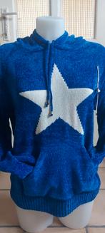 Zeer zachte hoodie - nooit gedragen - maat M/L, Kleding | Dames, Truien en Vesten, Fashion, Ophalen of Verzenden, Nieuw, Blauw