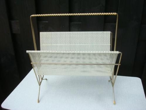 VINTAGE 2X DESIGN MATEGOT FOR PILASTRO LECTUURBAK195O/60, Huis en Inrichting, Woonaccessoires | Krantenbakken en Lectuurbakken