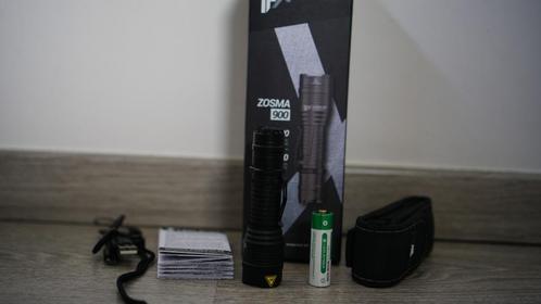 TFX Zomsa 900 EDC Flashlight, Caravanes & Camping, Lampes de poche, Comme neuf, Accumulateur, Enlèvement ou Envoi