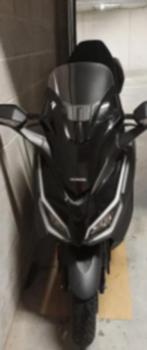 Honda Forza 125 smart top box, 4 cylindres, Scooter, Particulier, 125 cm³